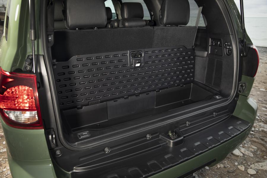 Багажник Toyota Sequoia TRD Pro 2019 года  (фото 33 из 42)